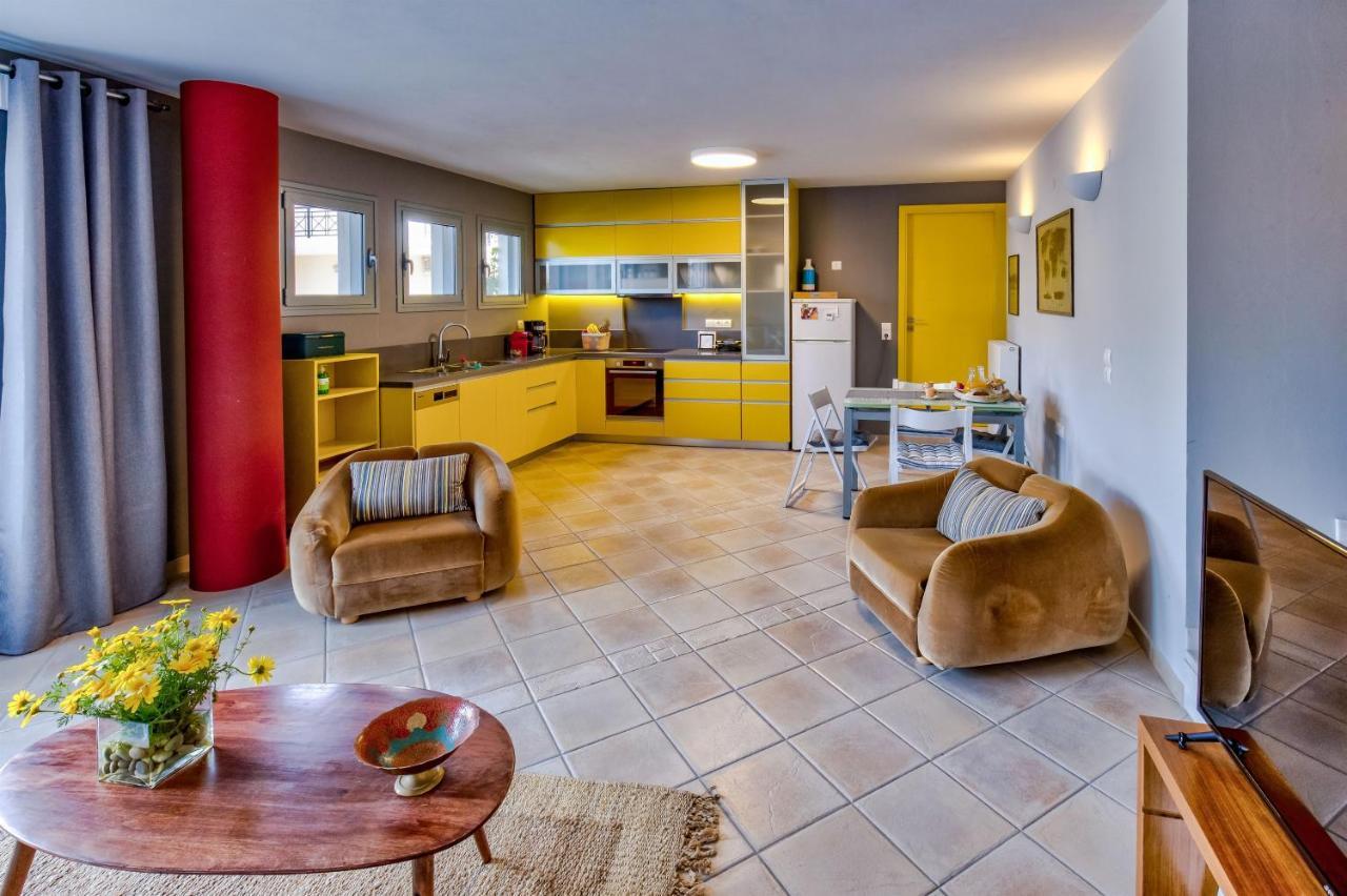 Monemvasia Modern Flat Екстериор снимка