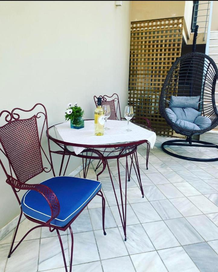 Monemvasia Modern Flat Екстериор снимка